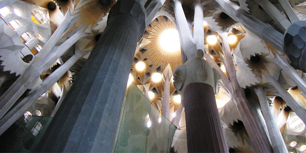 sagrada-interior